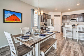 Dreamy Windsor Home with Grill about 3 Mi to Lake!